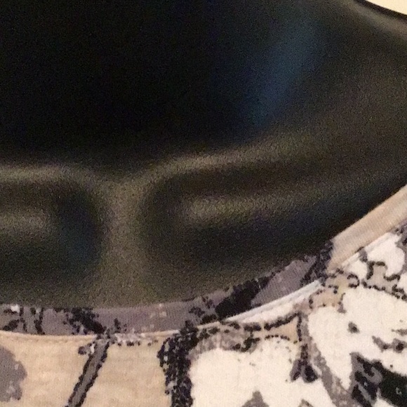 Top - Picture 3 of 5